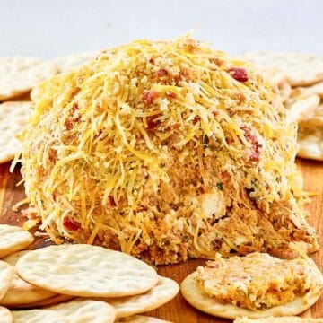 Jalapeno popper cheese ball with bacon.